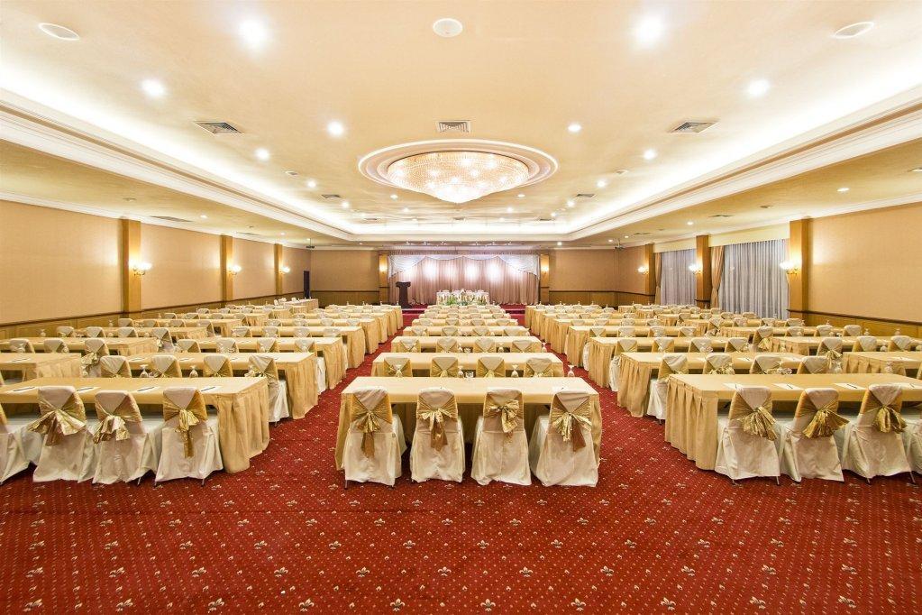 Puri Asri Hotel & Resort Magelang Eksteriør billede