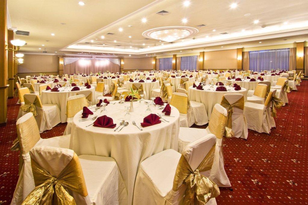 Puri Asri Hotel & Resort Magelang Eksteriør billede